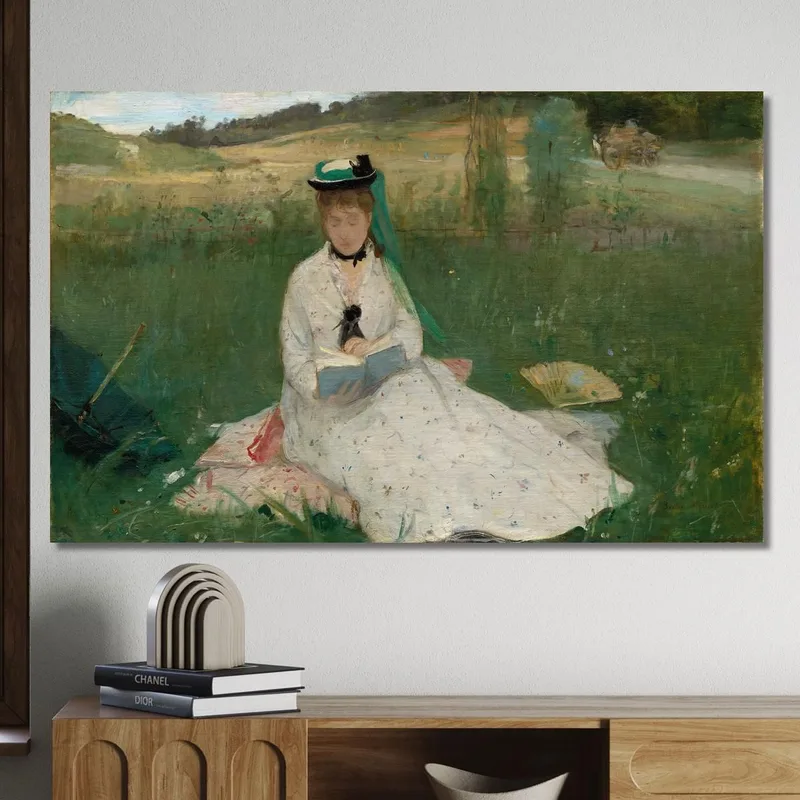 Reading Berthe Morisot