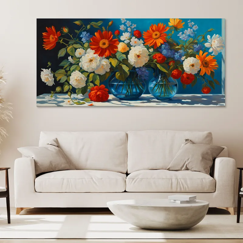 Botanische Rahmenkomposition Aus Lebendigen Blumen In Blauen Glasvasen