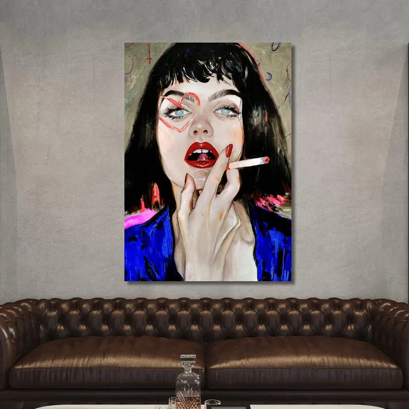 Quadro Donna Con Sigaretta Cuore Rosso E Labbra Lucide Fashion