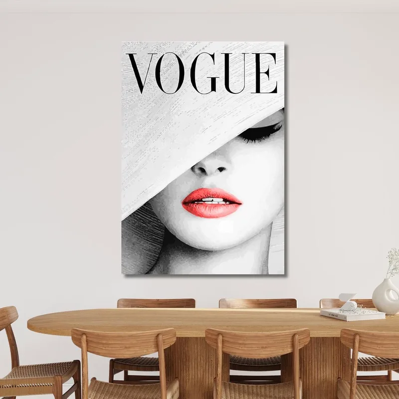 Pintura De Un Rostro Femenino Cubierto Por Un Sombrero Vogue Fashion