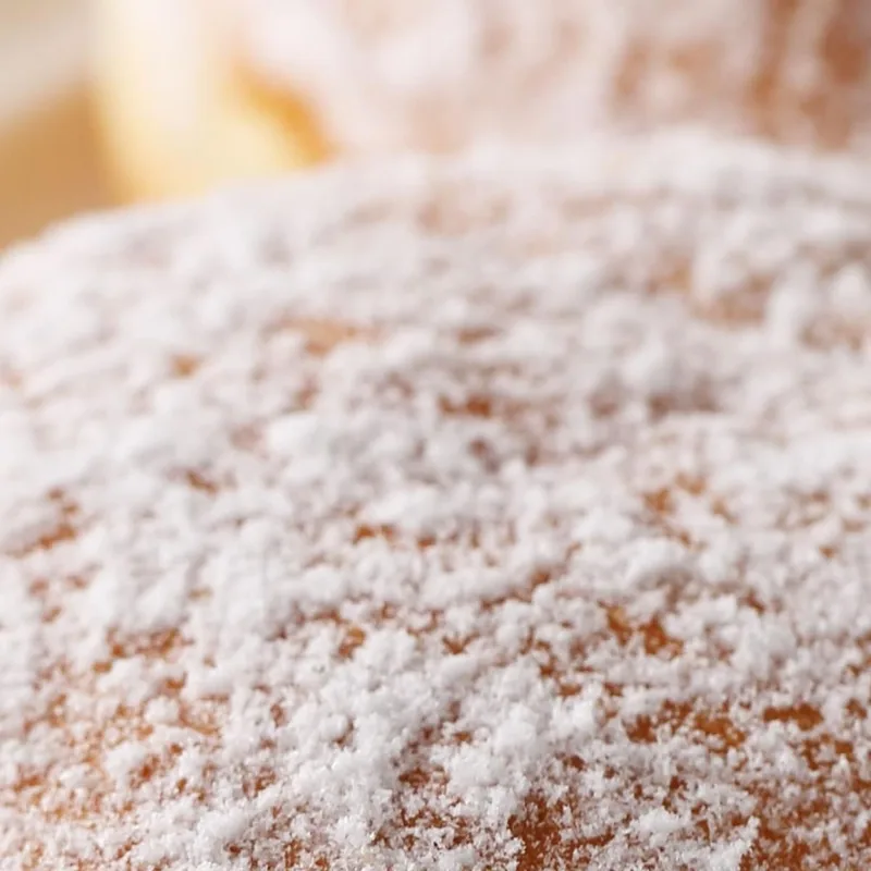 Modernes Gemälde Gezuckerte Bomboloni Auf Weißem Teller