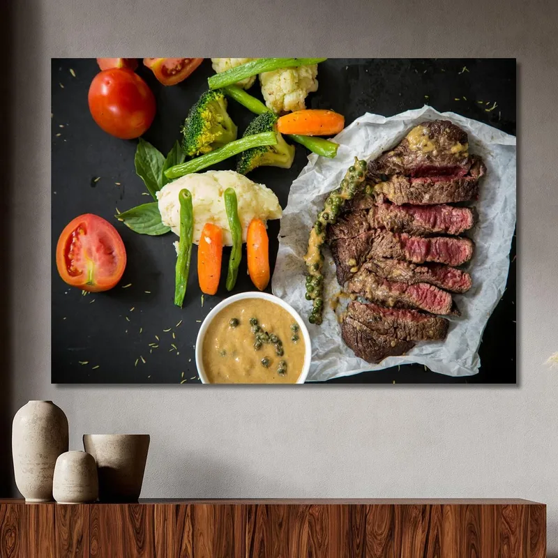 Quadro Moderno Tagliata Di Manzo Al Pepe Verde Con Verdure Mist