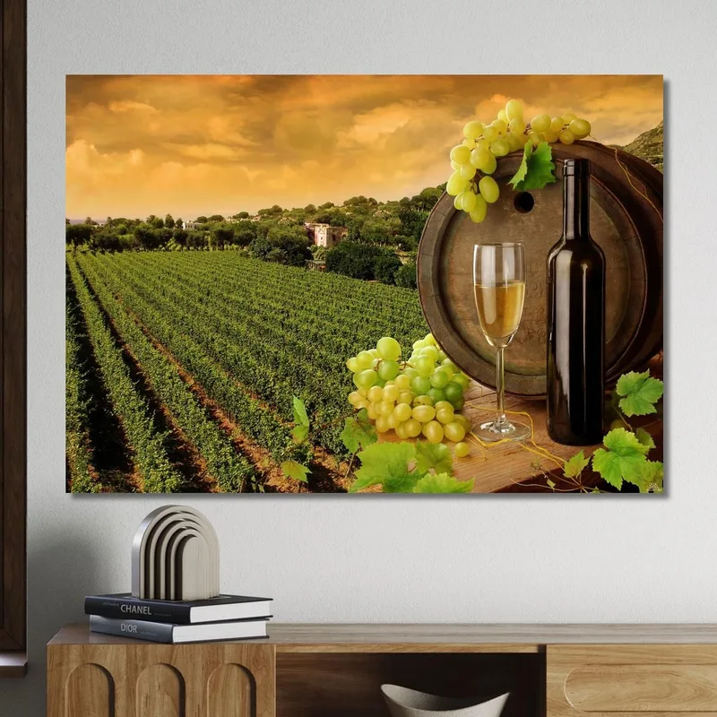 Quadro Moderno Vigneto Al Tramonto Con Botte Di Vino E Uva Bianca