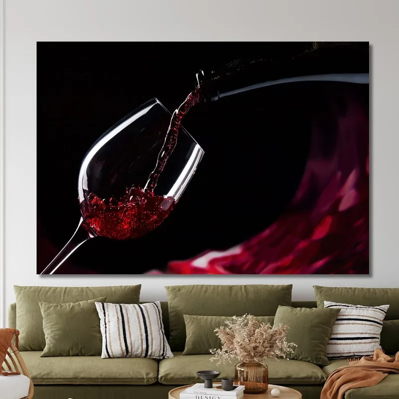 Cuadro Moderno Vino Tinto Vertido En Una Copa Sobre Un Fondo Oscuro