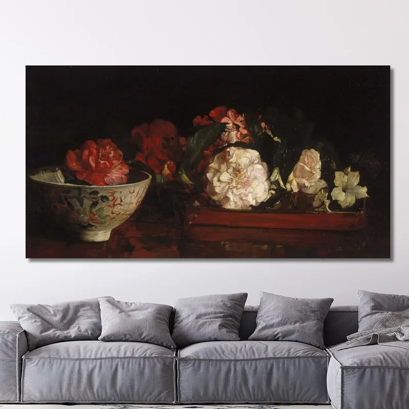 Fiori Su Un Vassoio Giapponese Su Un Tavolo Di Mogano John La Farge