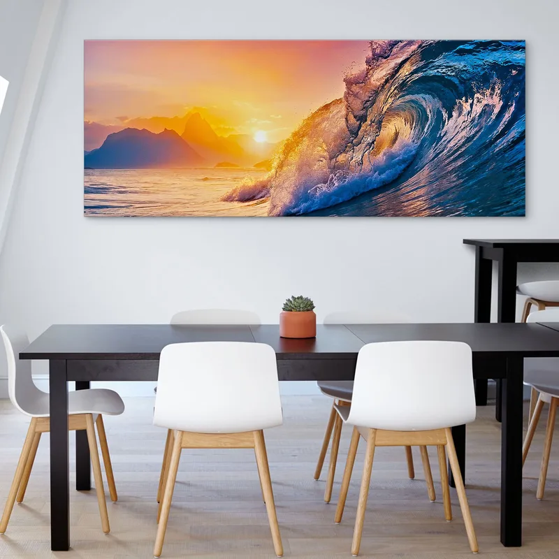 Pintar Paisaje Marino Con Olas Al Atardecer Con Vistas A La Montaña